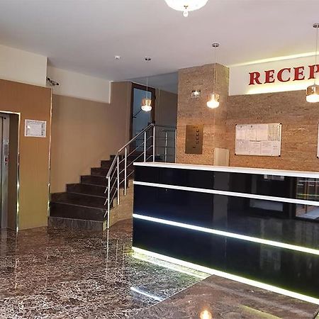 Hotel Uranus Bucharest Luaran gambar