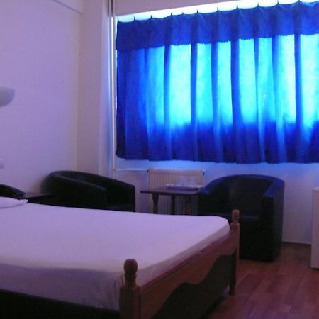 Hotel Uranus Bucharest Luaran gambar