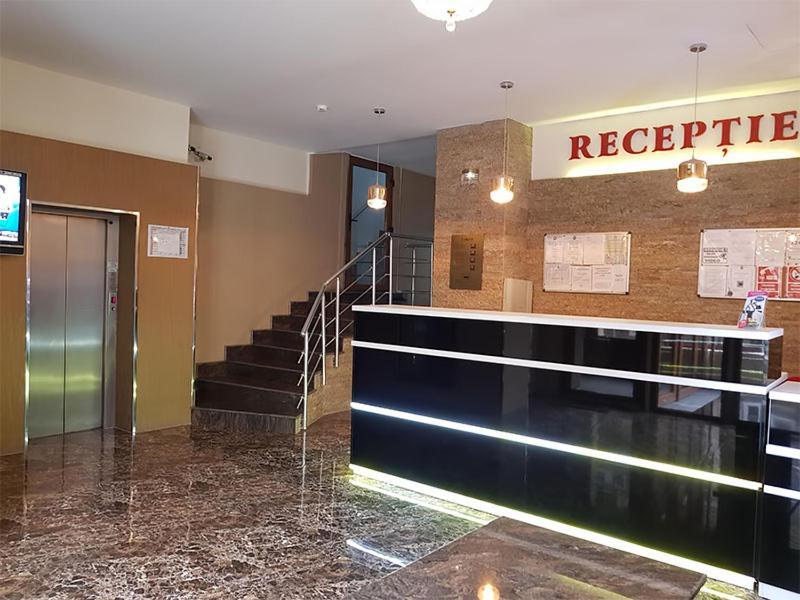 Hotel Uranus Bucharest Luaran gambar