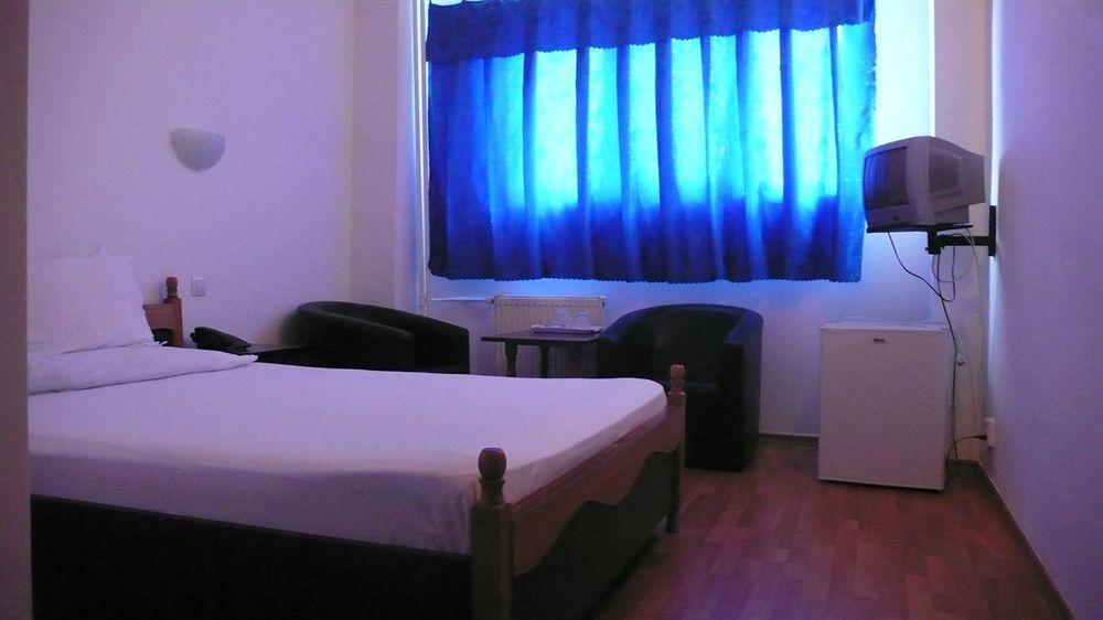 Hotel Uranus Bucharest Luaran gambar